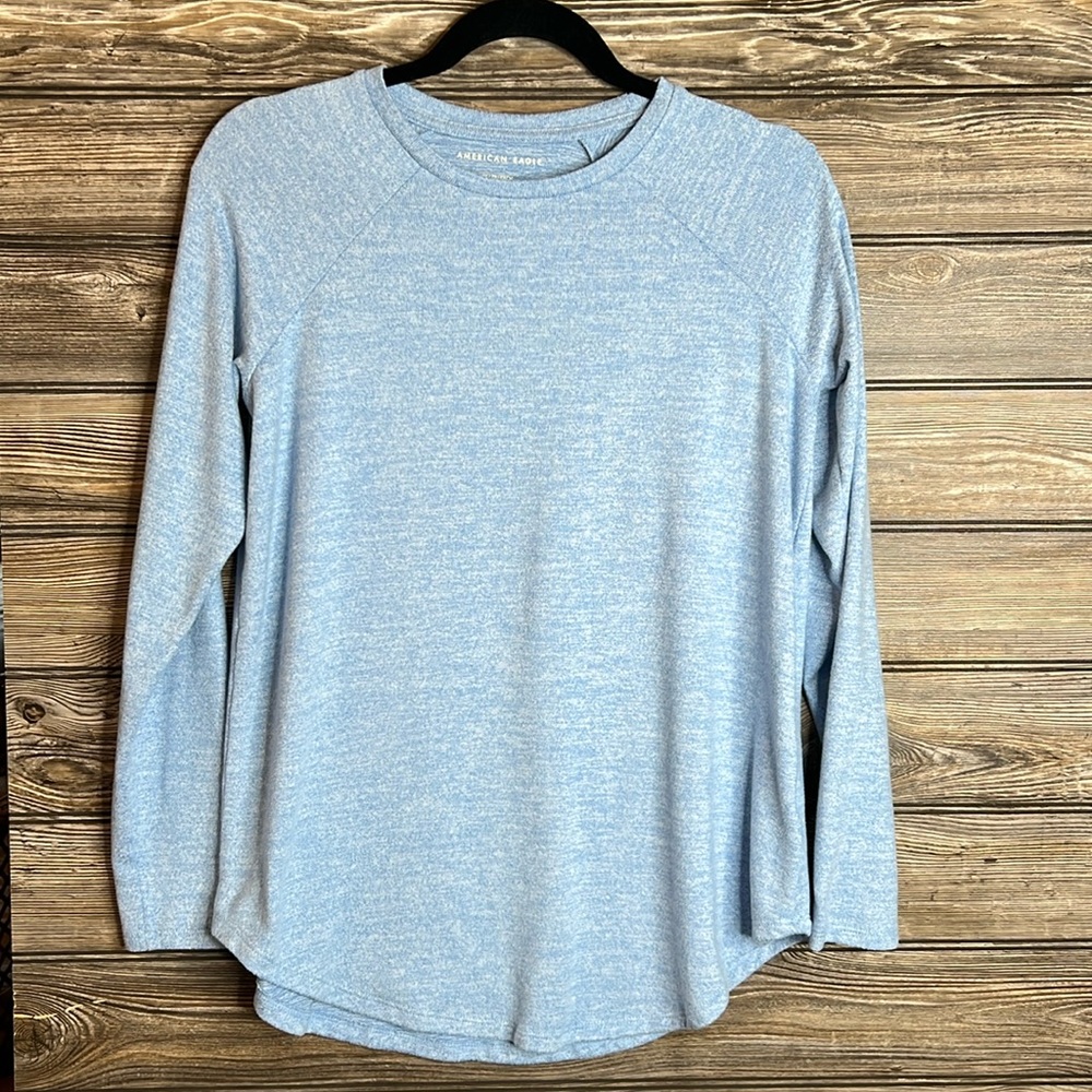American Eagle Women’s Soft long sleeved shirt - Picture 1 of 4